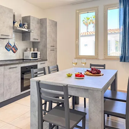 San Lorenzo La Pizzuta Apartment Reitani